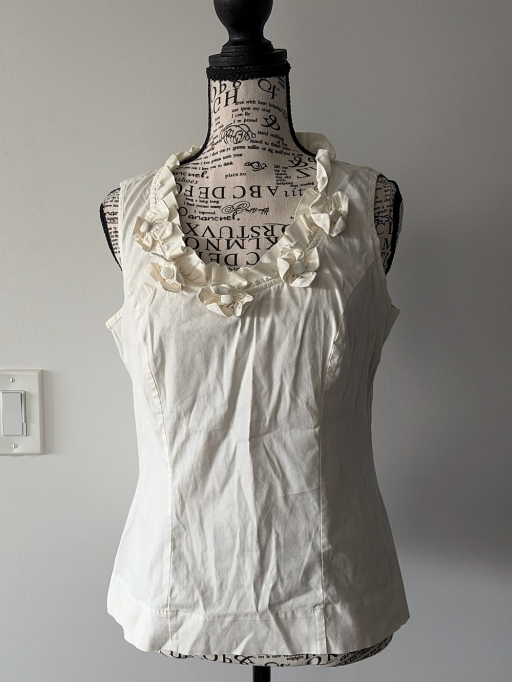 Alfani Cream Sleeveless Floral-Ruffle Neck Top